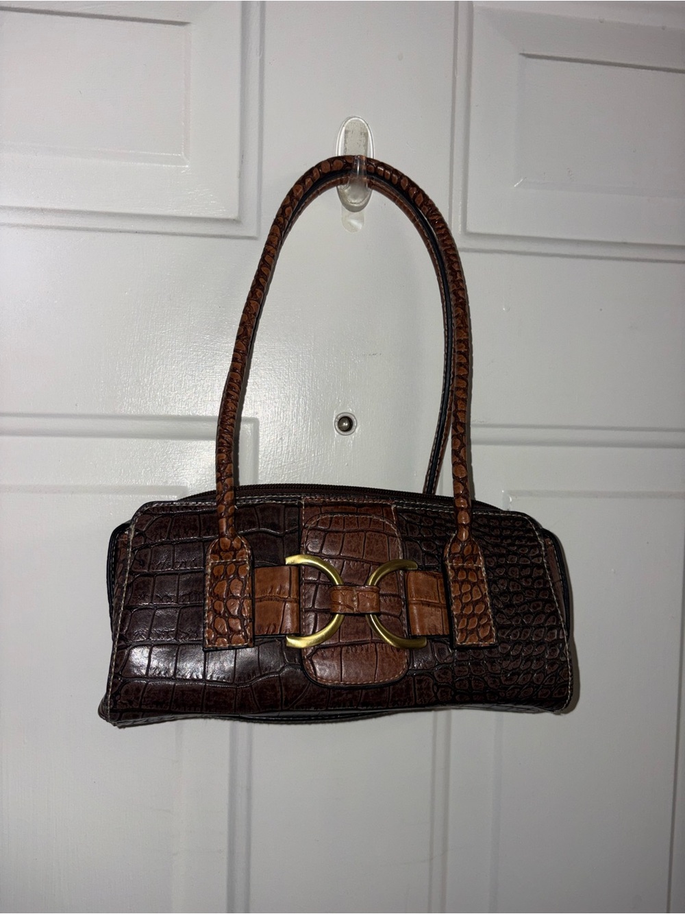 SOLD!!✨ Vintage Y2K Brown Croc Embossed Shoulder Bag ✨
